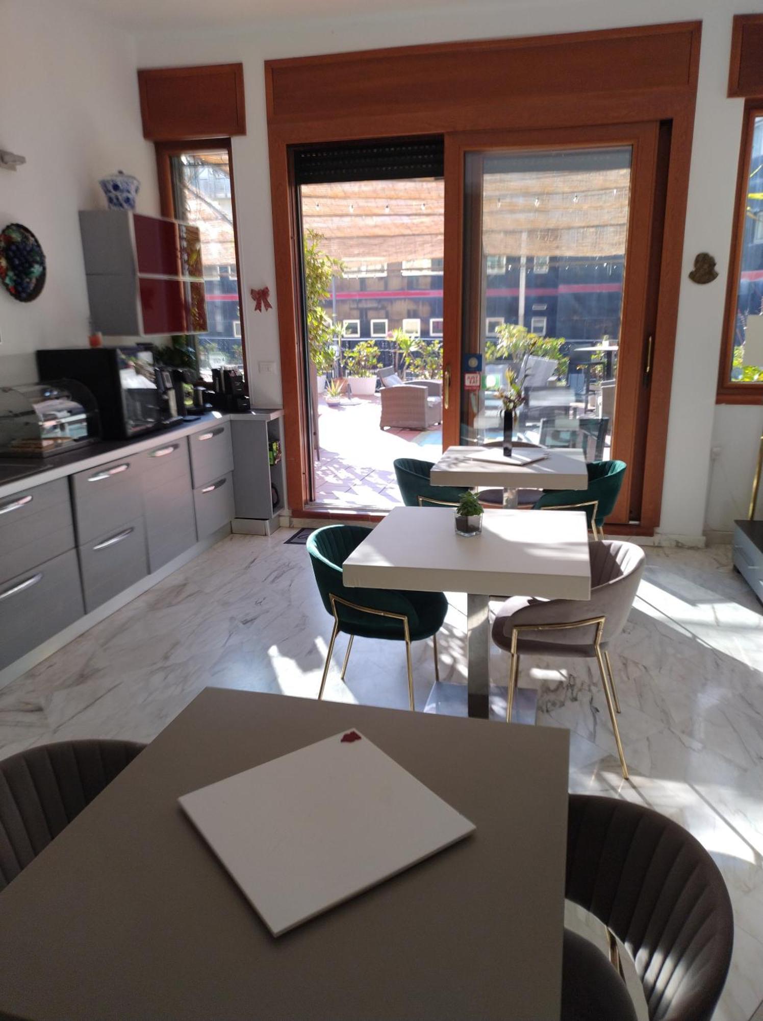 Bed & Breakfast Mini Incity-close Train Station And Port-