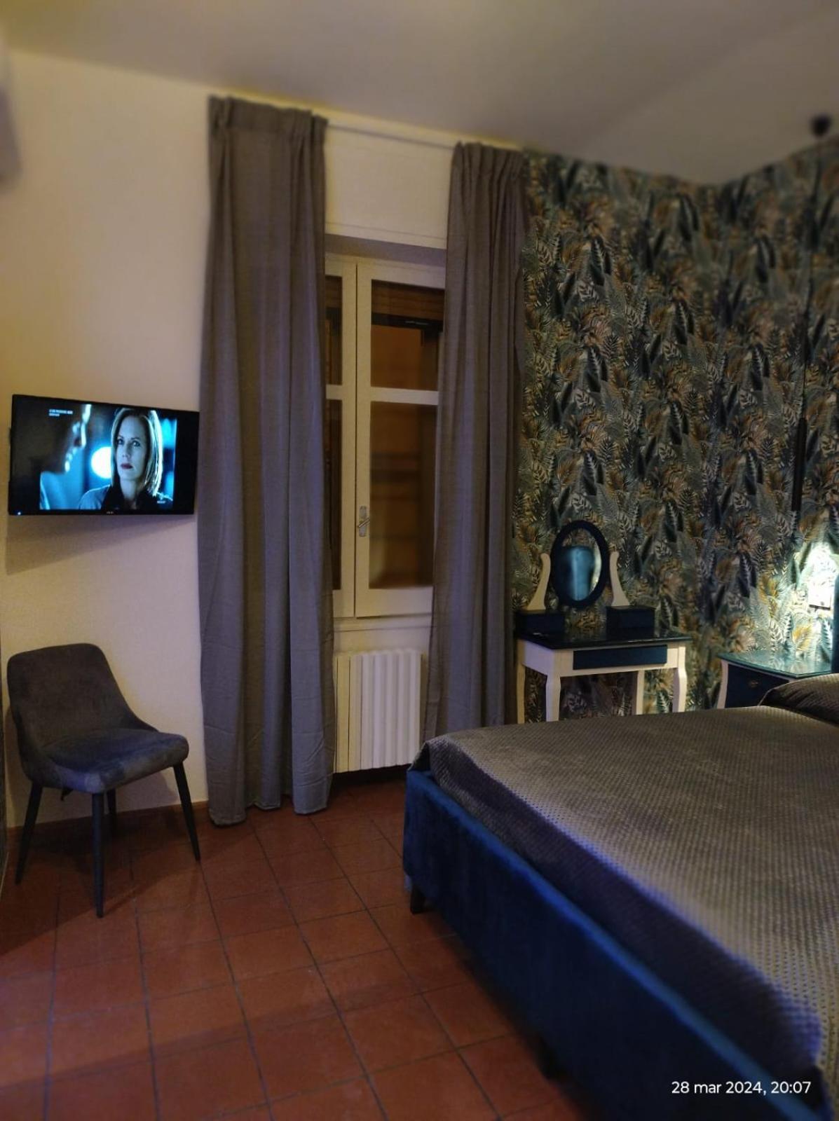 Bed & Breakfast Mini Incity-close Train Station And Port- Salerno