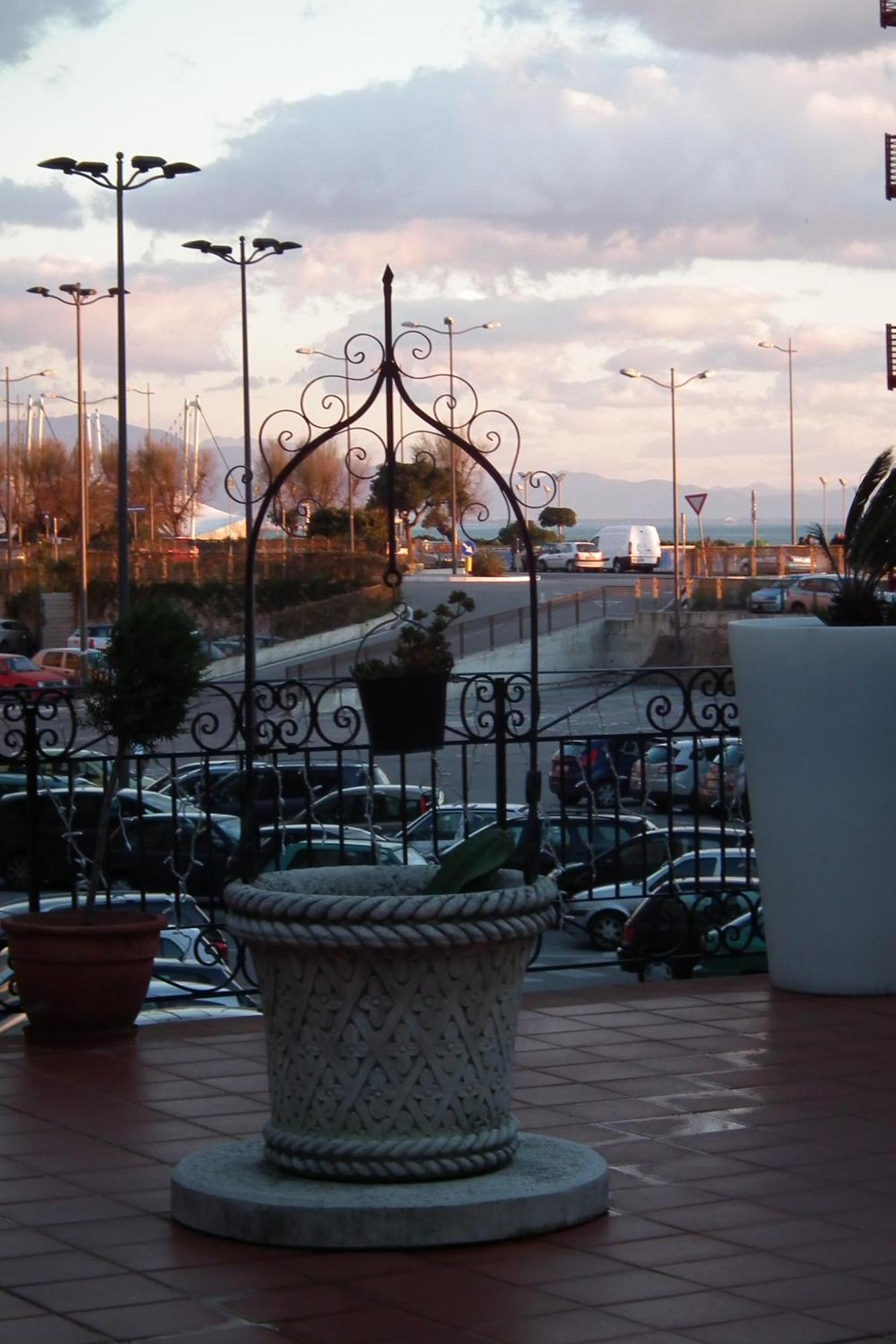 Bed & Breakfast Mini Incity-close Train Station And Port- 2*