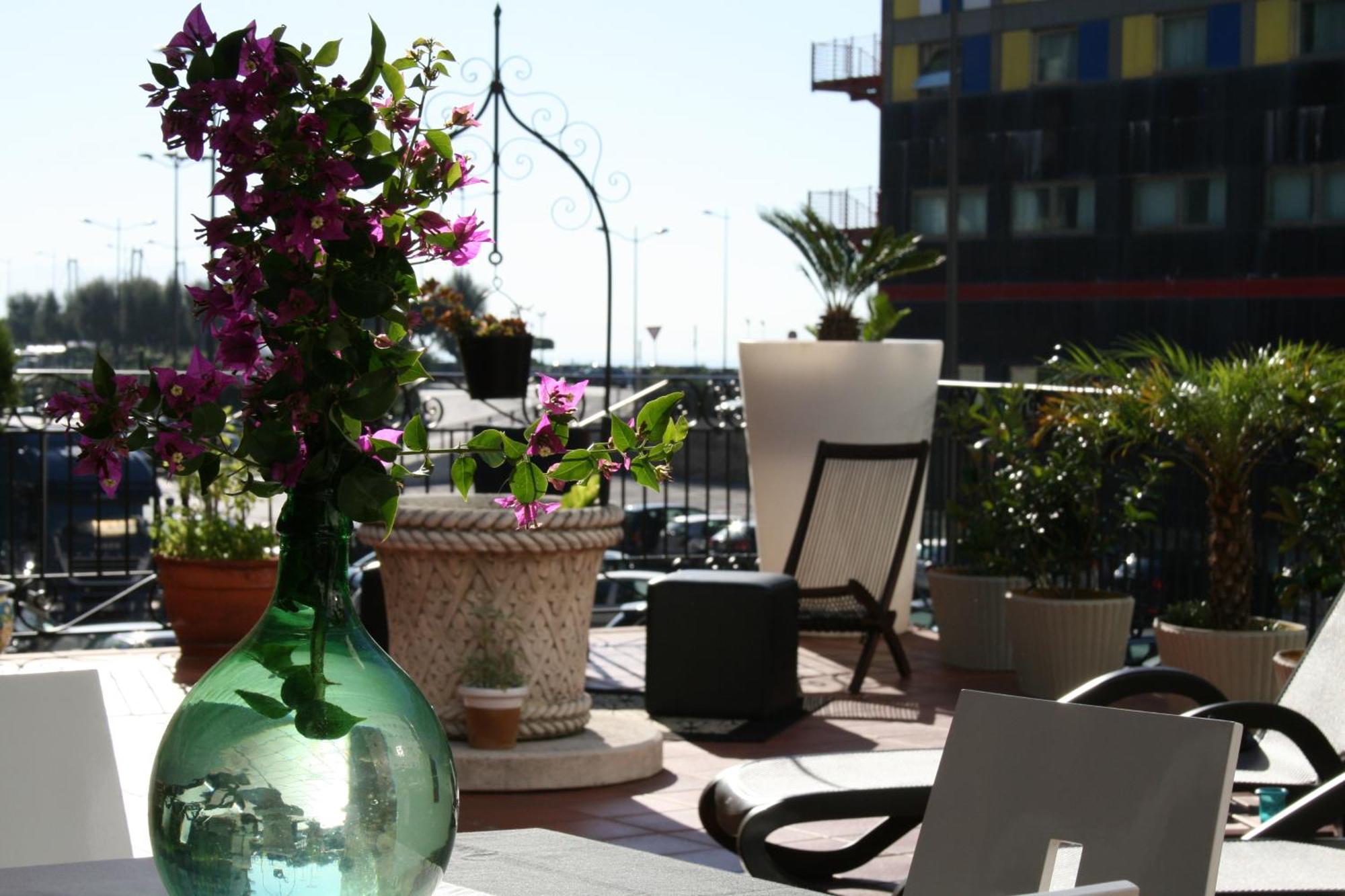 Bed & Breakfast Mini Incity-close Train Station And Port-