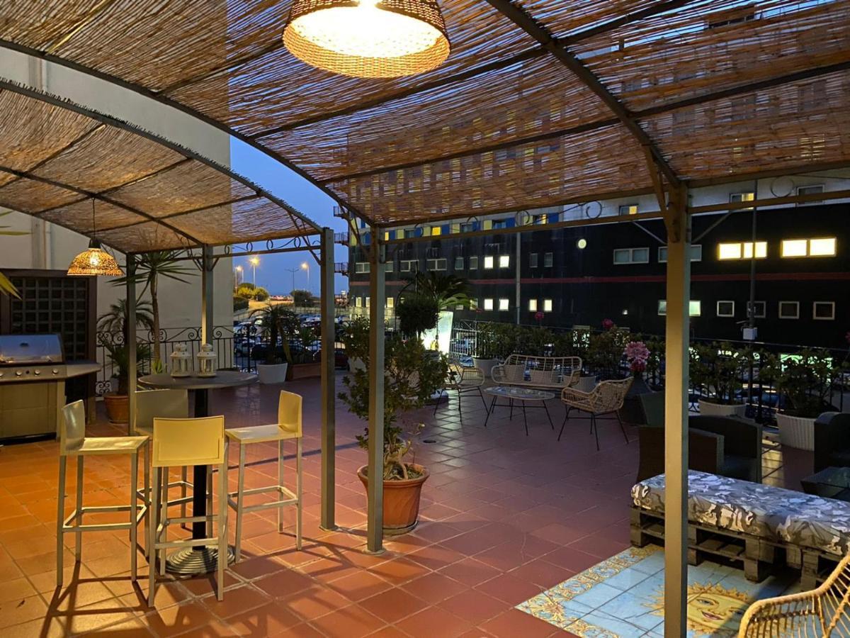 Bed & Breakfast Mini Incity-close Train Station And Port- Salerno